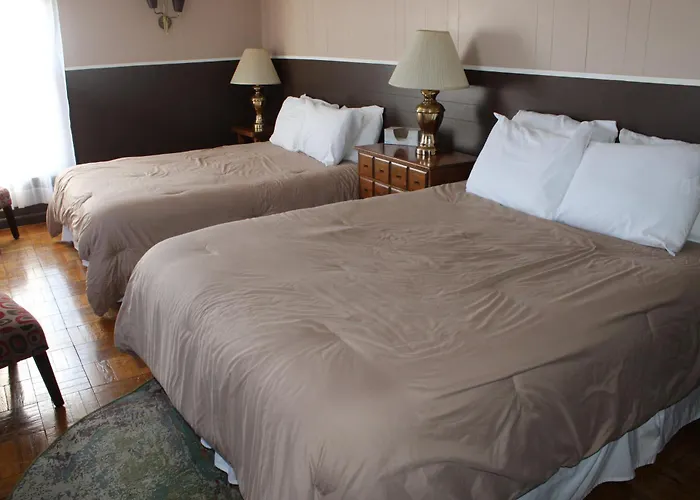 Historical Hotel - House Of Ludington